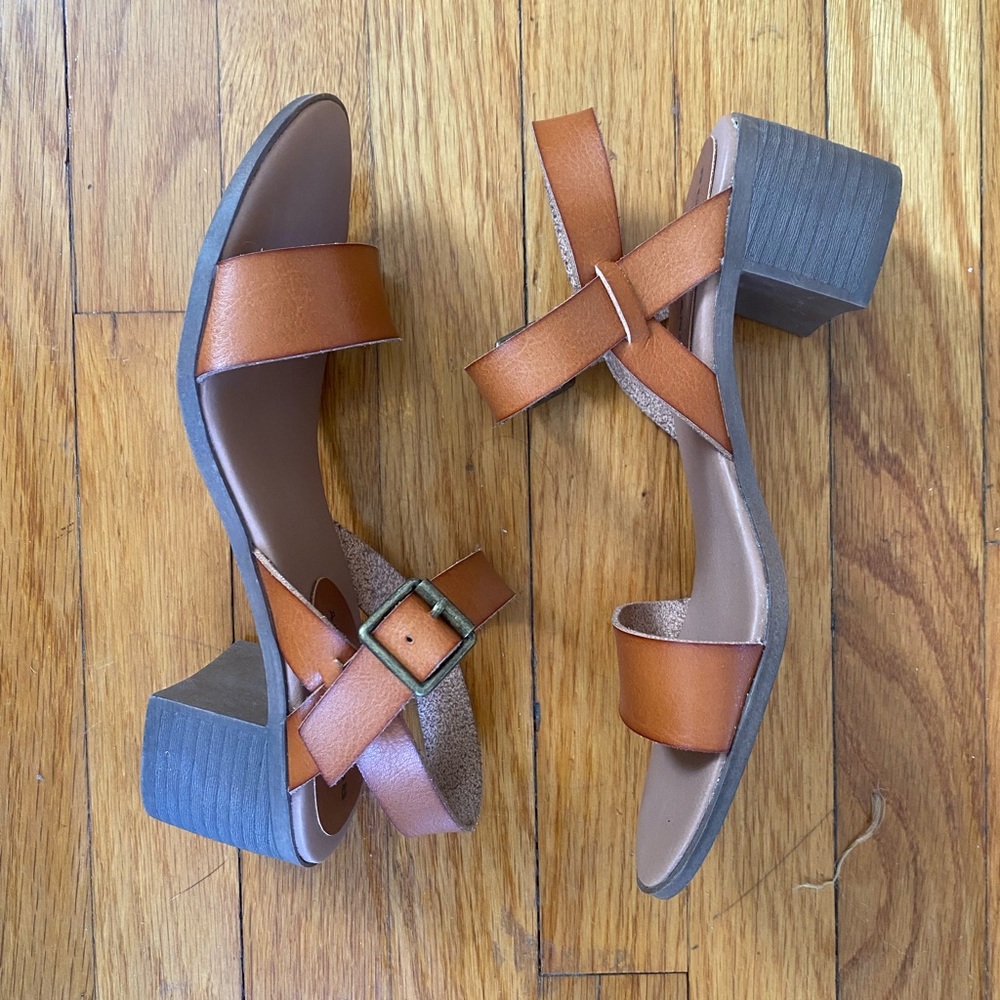 Zigi Heels Size 6